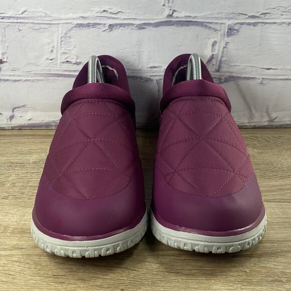 LL Bean Ultralight Purple Waterproof Slip On Shoes - Picture 2 of 8